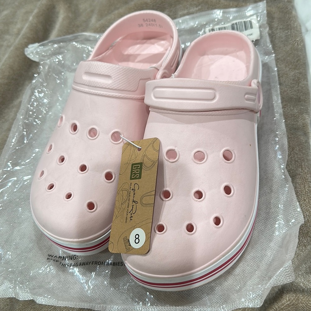 Look a like crocs